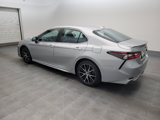 Used 2021 Toyota Camry SE image 3