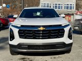 New 2025 Chevrolet Equinox LT w/ Safety and Technology Package image 2