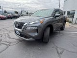 Used 2023 Nissan Rogue SV image 2