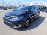 Certified 2020 Chrysler Pacifica Limited w/ Advanced Safetytec Group image 3