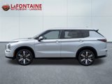 New 2025 Mitsubishi Outlander SE image 2