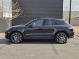 Certified 2025 Porsche Macan image 2