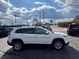 Used 2017 Jeep Cherokee Latitude image 4