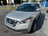 Used 2020 Nissan Kicks SV image 3