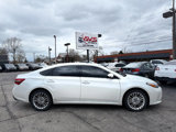 Used 2018 Toyota Avalon Touring image 2