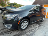 Used 2017 Chrysler Pacifica Touring-L Plus w/ Advanced Safetytec Group image 6