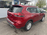 Used 2018 Nissan Rogue SV image 5
