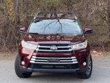 Used 2018 Toyota Highlander XLE image 2