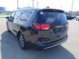 Certified 2020 Chrysler Pacifica Limited w/ Advanced Safetytec Group image 5