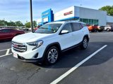 Used 2020 GMC Terrain SLT w/ Preferred Package image 3