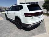 New 2025 Volkswagen Atlas Peak Edition SE image 3