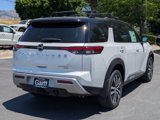New 2025 Nissan Pathfinder Platinum image 3