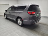 Used 2020 Chrysler Pacifica Touring-L image 5