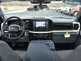 New 2025 Ford F350 XLT image 4