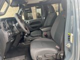 Used 2024 Jeep Gladiator Rubicon w/ Technology Group image 3