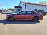 Used 2023 Chrysler 300 C image 2