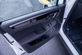Certified 2025 Porsche Macan image 6