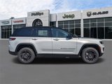 New 2025 Jeep Grand Cherokee Trailhawk image 2