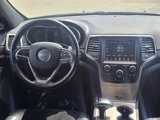 Used 2015 Jeep Grand Cherokee Altitude image 2