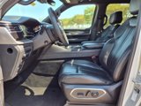 Used 2022 Jeep Wagoneer Series II w/ Premium Group I image 3