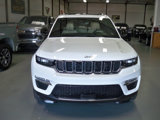 Used 2023 Jeep Grand Cherokee Limited image 2