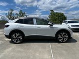 New 2025 Volkswagen ID.4 Pro S Plus image 2