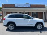 Used 2017 Jeep Grand Cherokee Limited w/ Trailer Tow Group IV image 3
