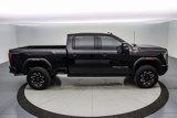 Used 2024 GMC Sierra 2500 AT4X image 3
