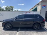Used 2023 Volkswagen Tiguan SE image 6