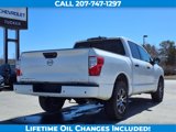 Used 2023 Nissan Titan SV image 5