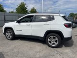 Used 2024 Jeep Compass Latitude image 3