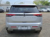 New 2025 Nissan Pathfinder SL image 5