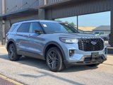 Used 2025 Ford Explorer ST-Line w/ ST-Line Street Pack image 3