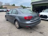 Used 2015 Volkswagen Jetta SE image 3