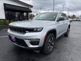 Used 2023 Jeep Grand Cherokee 4WD 4xe image 2