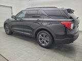 Used 2021 Ford Explorer XLT w/ Equipment Group 202A image 3