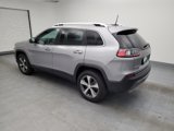 Used 2019 Jeep Cherokee Limited image 3