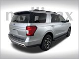 Certified 2024 Ford Expedition XLT image 5