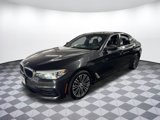 Used 2020 BMW 530e w/ Premium Package image 2