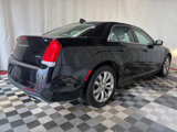 Used 2016 Chrysler 300 Limited w/ Driver Convenience Group image 5