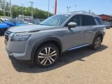 New 2025 Nissan Pathfinder Platinum image 3