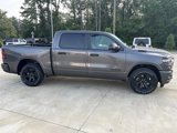 New 2025 RAM 1500 4x4 Crew Cab image 4