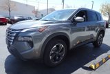Used 2024 Nissan Rogue SV image 4