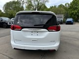 Used 2020 Chrysler Pacifica Limited image 6