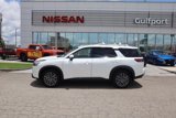 New 2025 Nissan Pathfinder SL image 3