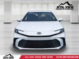 Used 2025 Toyota Camry SE image 3