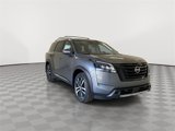 New 2025 Nissan Pathfinder Platinum w/ Black Appearance Package image 2