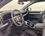 Used 2024 Porsche Cayenne image 4