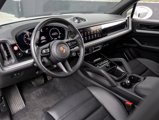Certified 2024 Porsche Cayenne image 4