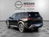 New 2025 Nissan Pathfinder Platinum image 3